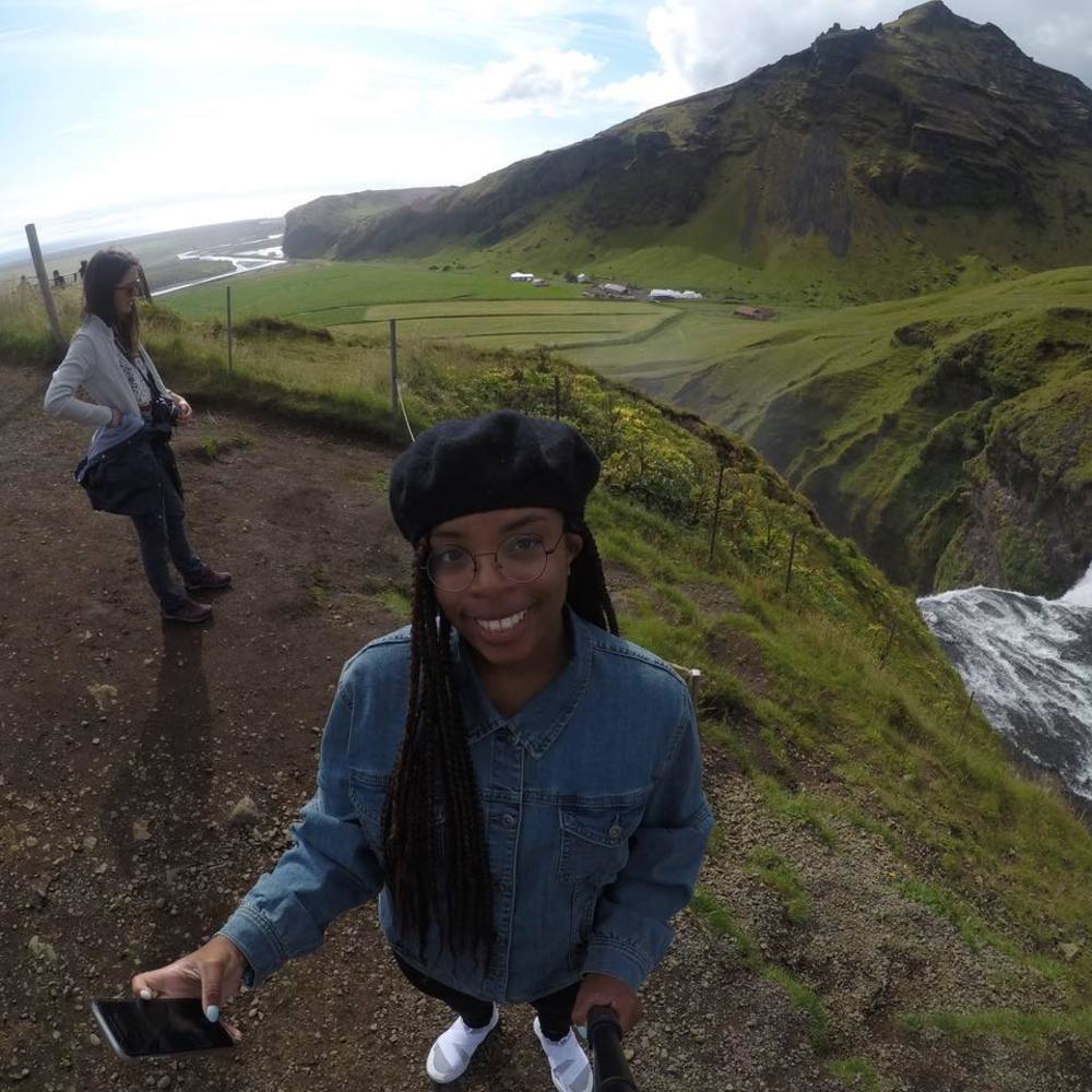 Meet your Posher, Dmitri